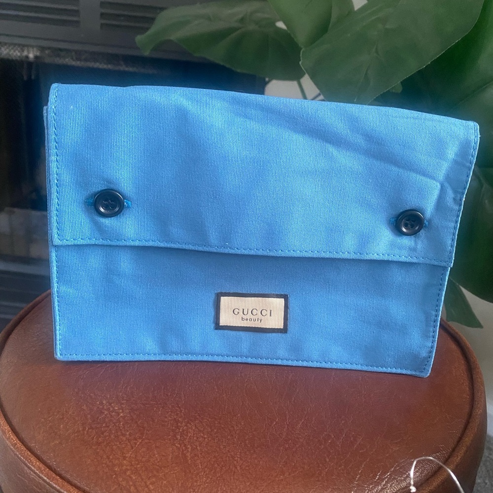 Gucci beauty bag in blue cotton with a button closure
